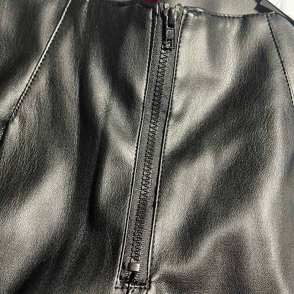 NWT Smoke Rise Red leather feel pants - Picture 8 of 11